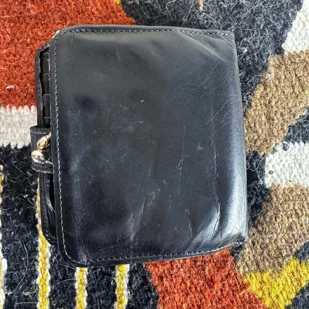 Vintage COACH Kiss Lock Black leather bifold wallet w/coin purse - Picture 11 of 13